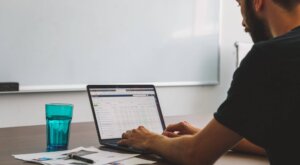 Kündigungsschreiben Vorlage: Alles, was Freelancer beachten müssen