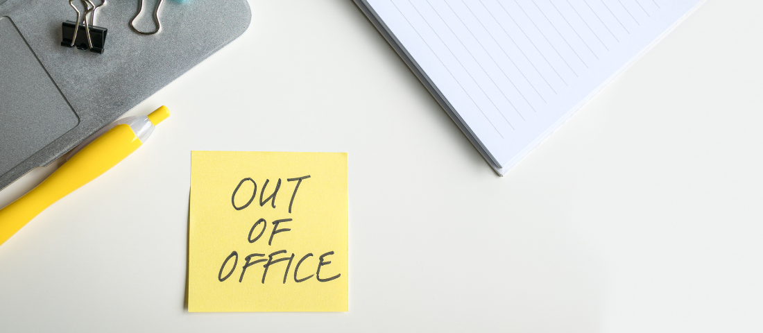 Abwesenheitsnotiz: Beispiele & Vorlagen für Urlaub, Krankheit und Co.